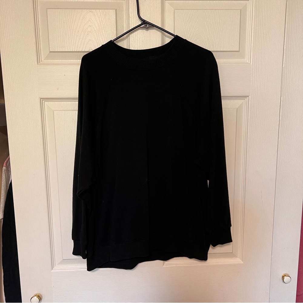 American Eagle oversized sweatshirt